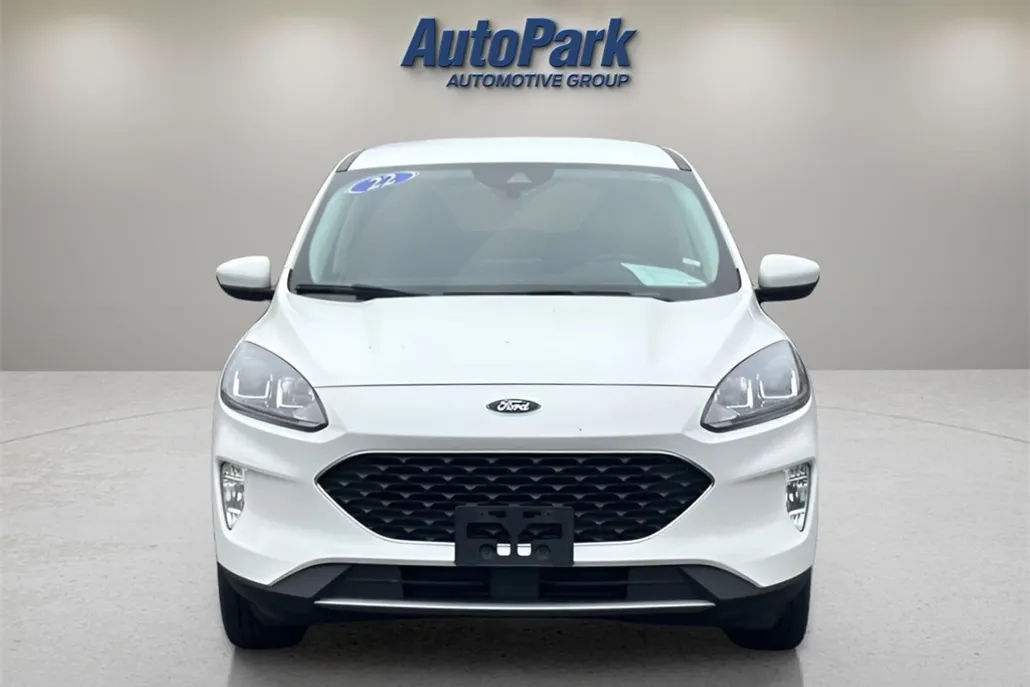 2022 Ford Escape SEL photo 1