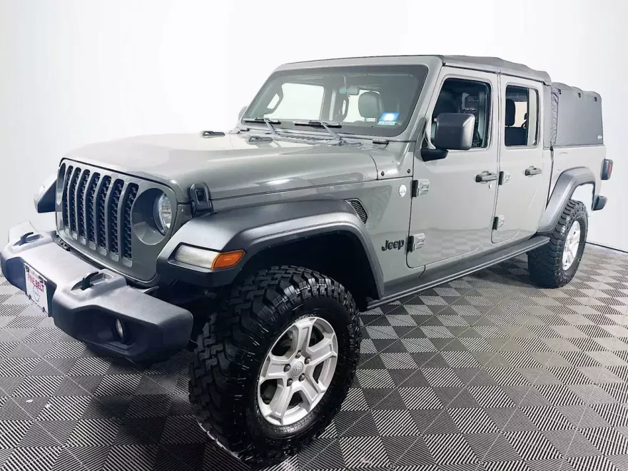 2020 Jeep Gladiator Sport photo 1