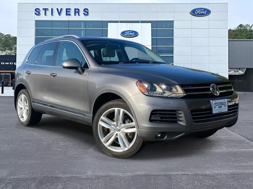2012 Volkswagen Touareg V6 TDI Sport photo 1