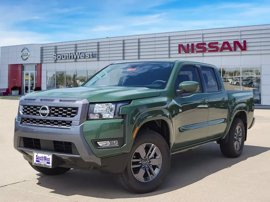 2025 Nissan Frontier SV photo 1