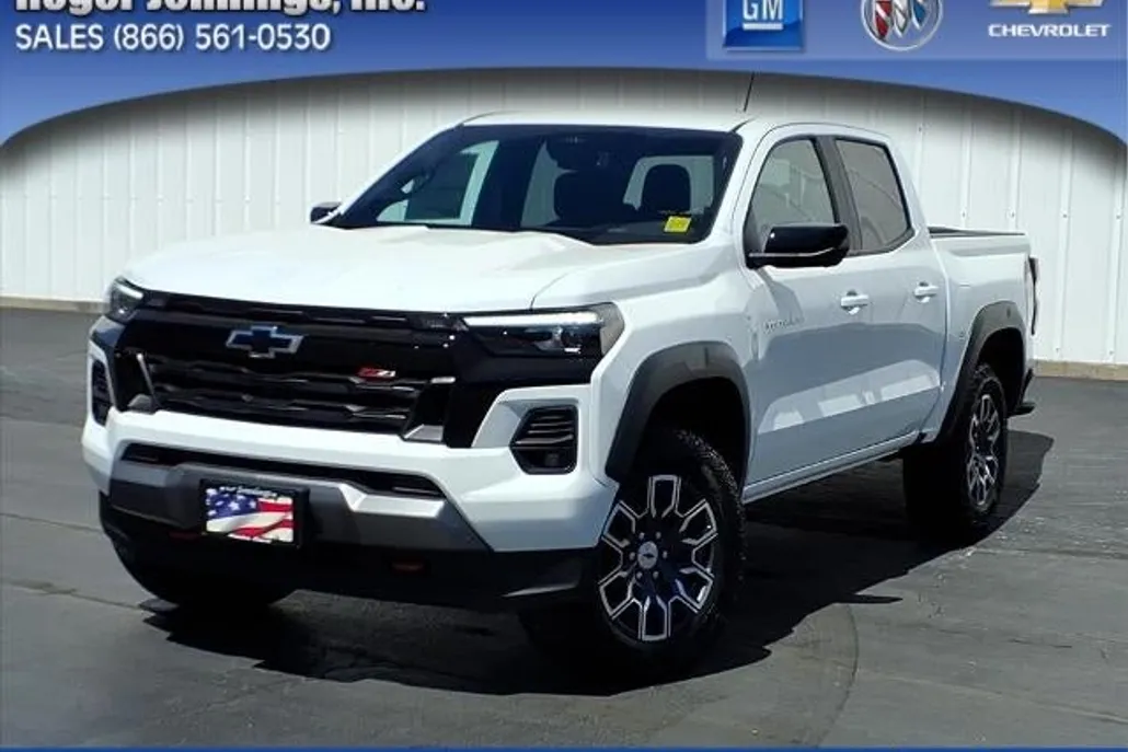 2024 Chevrolet Colorado Z71 photo 1