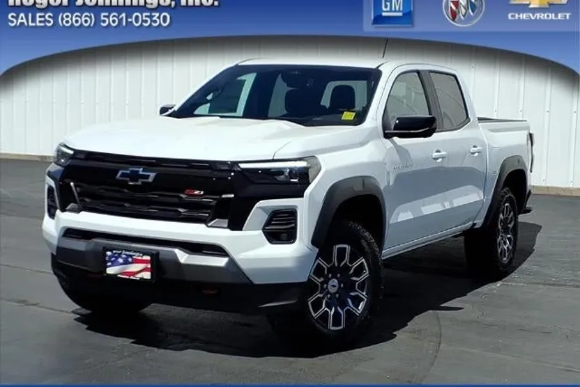 2024 Chevrolet Colorado Z71 photo 1