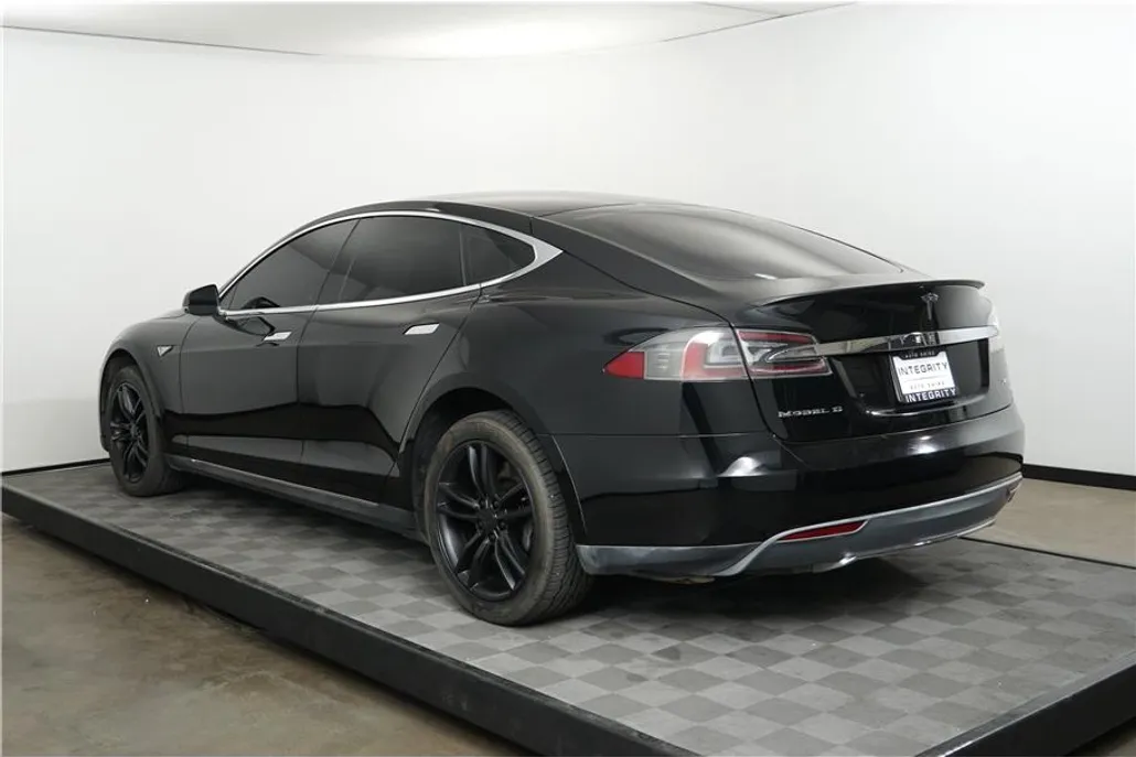 2013 Tesla Model S Performance photo 1