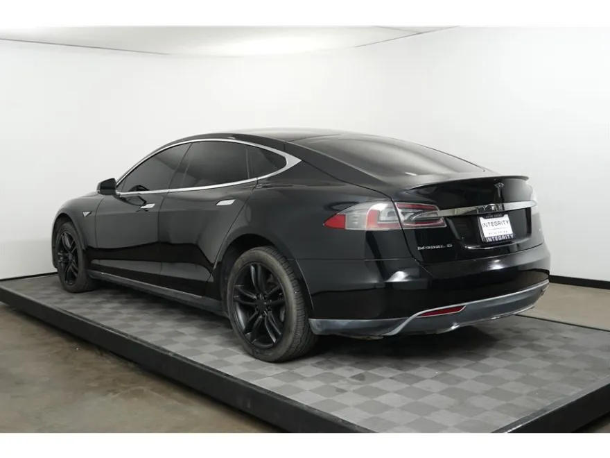 2013 Tesla Model S Performance photo 1
