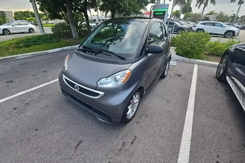 2016 Smart Fortwo Electric Drive photo 1
