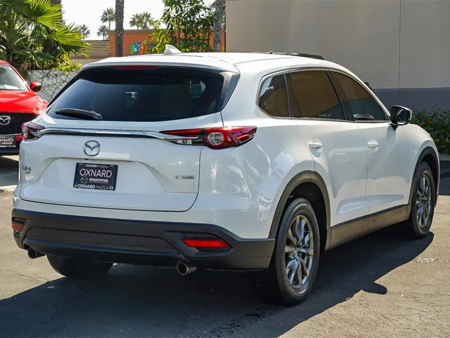 2023 Mazda CX-9 Touring photo 1