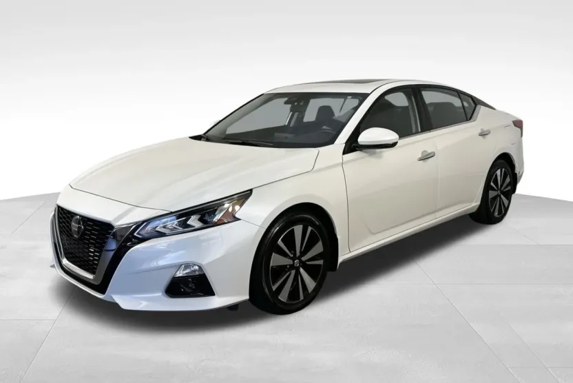 2022 Nissan Altima 2.5 SL photo 1