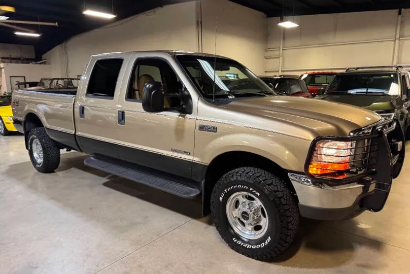 2000 Ford F-350 Lariat photo 1