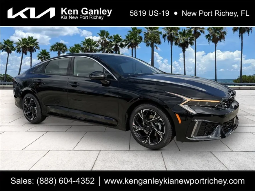2026 Kia K5 GT-Line photo 1