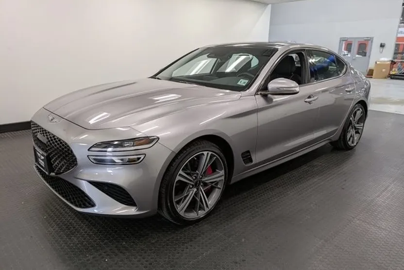 2025 Genesis G70 3.3T Sport Advanced photo 1