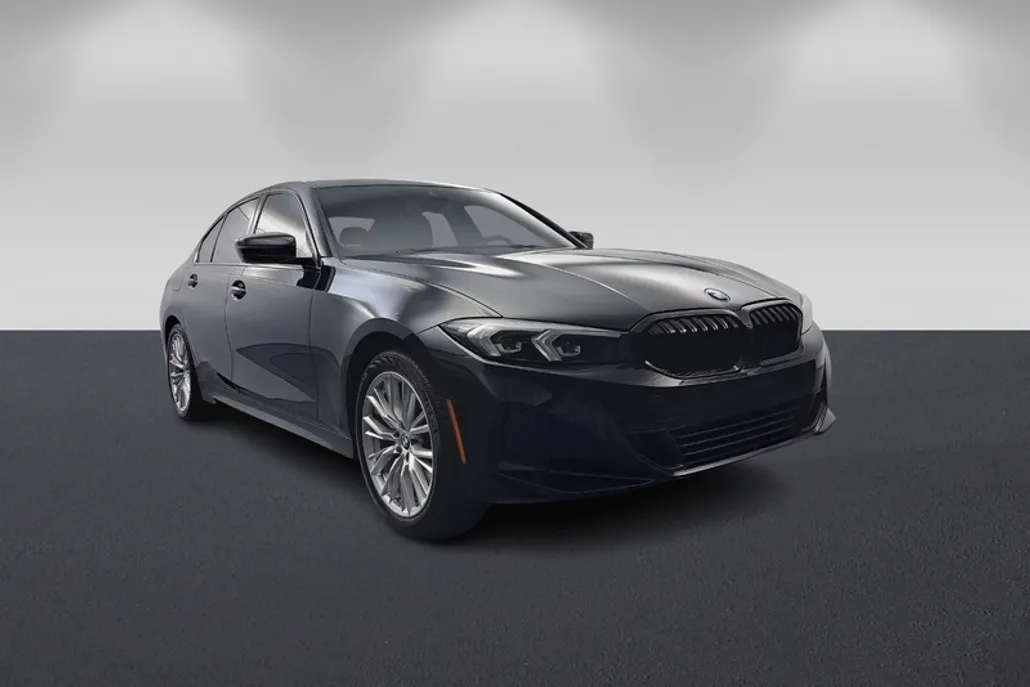 2023 Bmw 330i photo 1