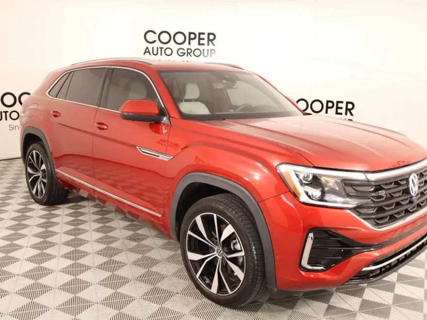 2024 Volkswagen Atlas Cross Sport SEL Premium R-Line photo 1
