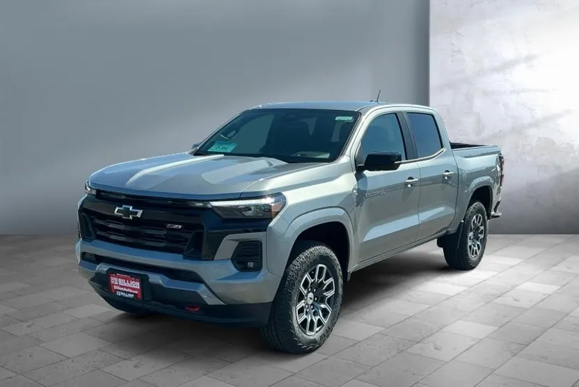 2026 Chevrolet Colorado Z71 photo 1