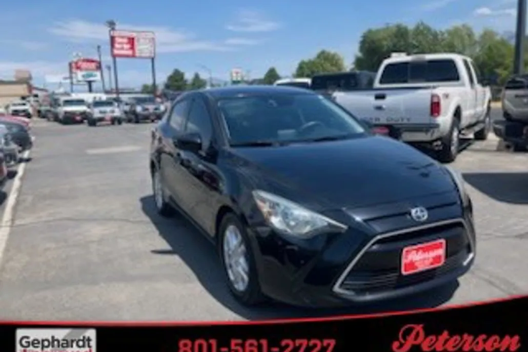 2016 Scion iA photo 1