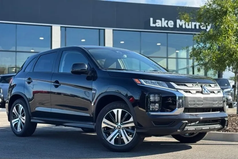 2025 Mitsubishi Outlander Sport ES SE LE photo 1