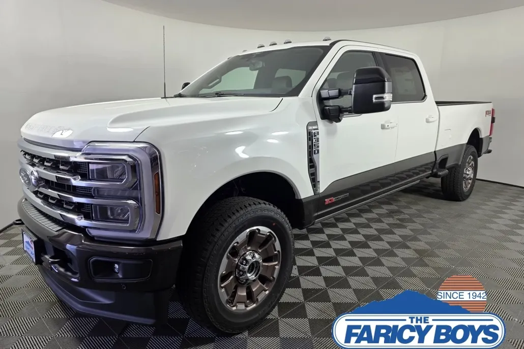 2025 Ford F-350 King Ranch photo 1