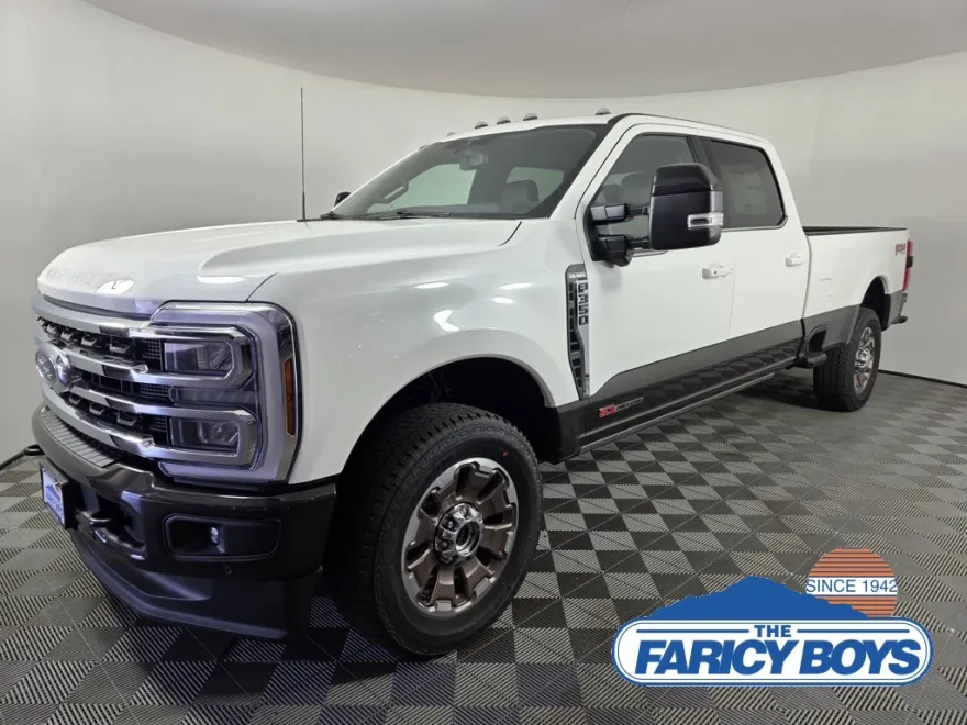 2025 Ford F-350 King Ranch photo 1