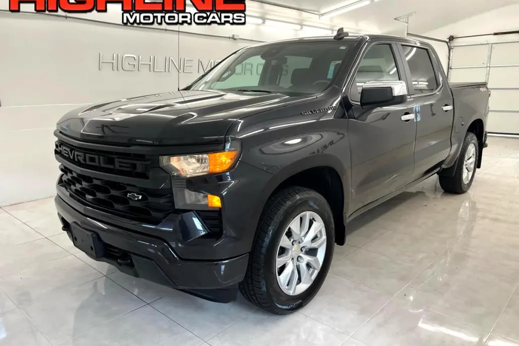 2022 Chevrolet Silverado 1500 photo 1