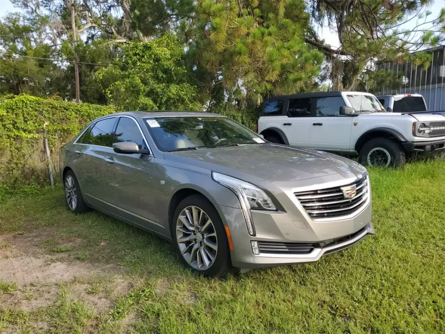2018 Cadillac CT6 Luxury photo 1