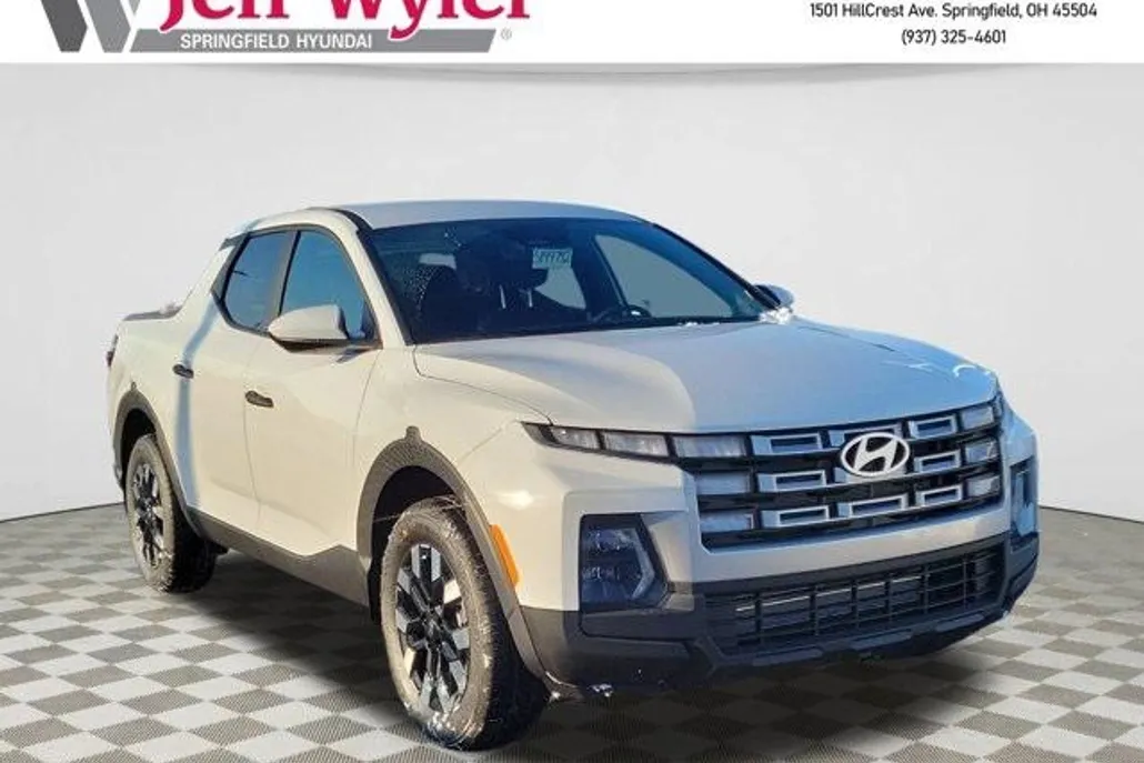 2025 Hyundai Santa Cruz SE photo 1