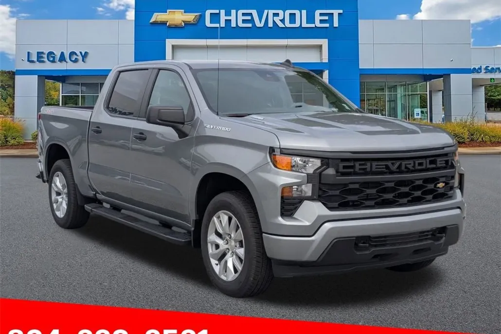 2025 Chevrolet Silverado 1500 Custom photo 1