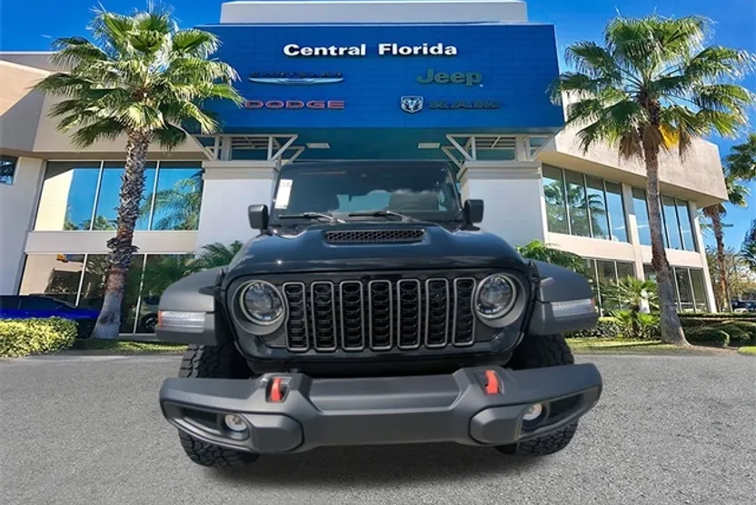 2025 Jeep Gladiator Mojave photo 1