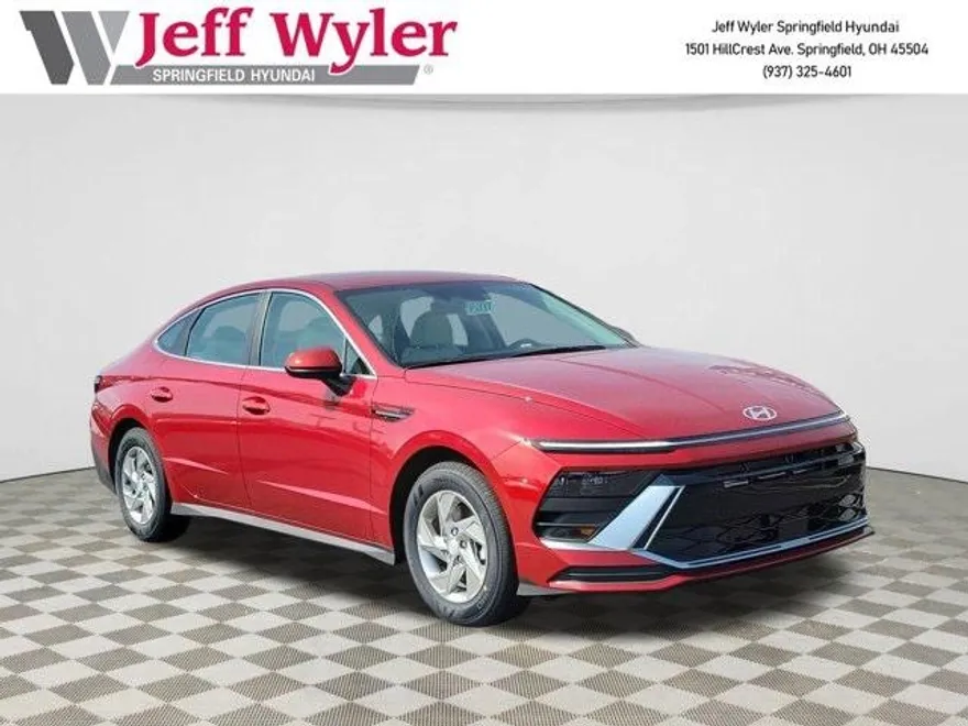 2025 Hyundai Sonata SE photo 1