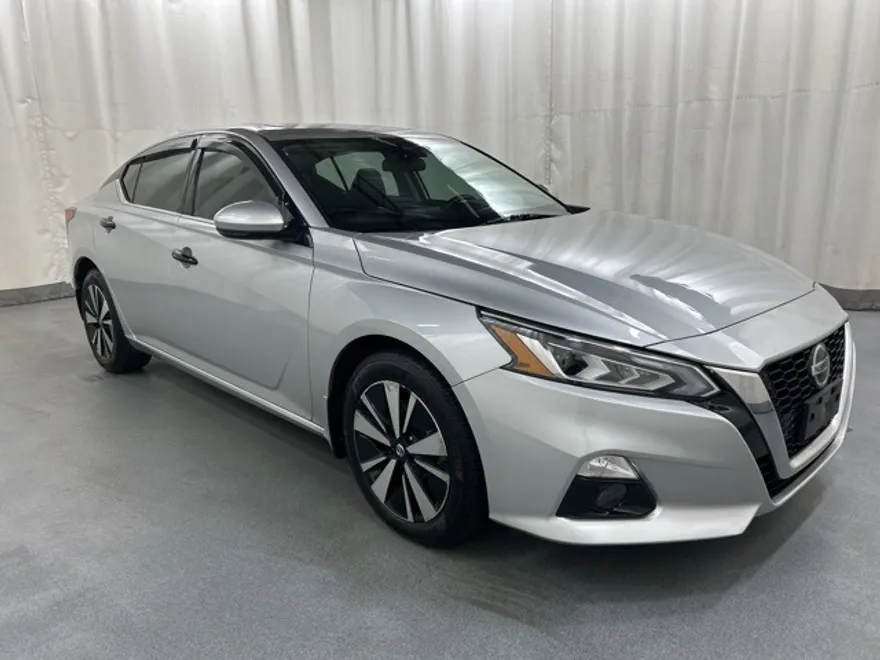 2021 Nissan Altima 2.5 SL photo 1