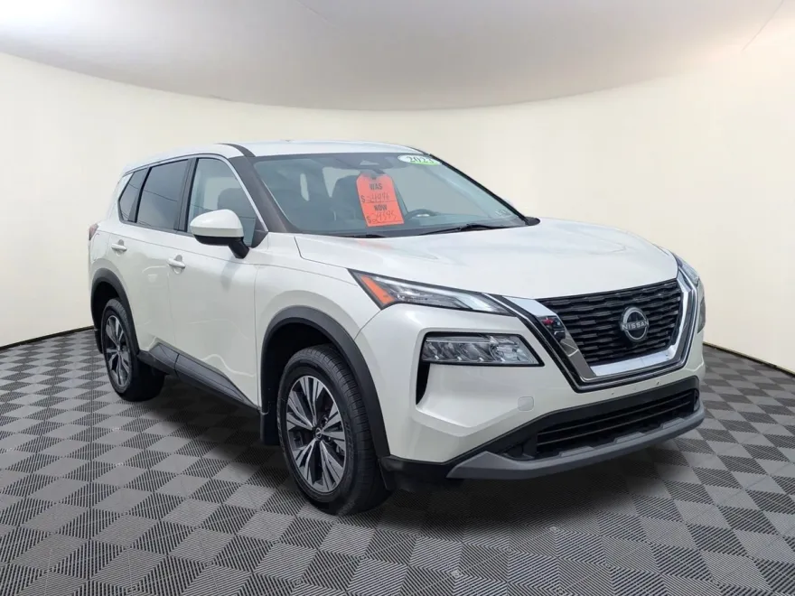 2023 Nissan Rogue SV photo 1
