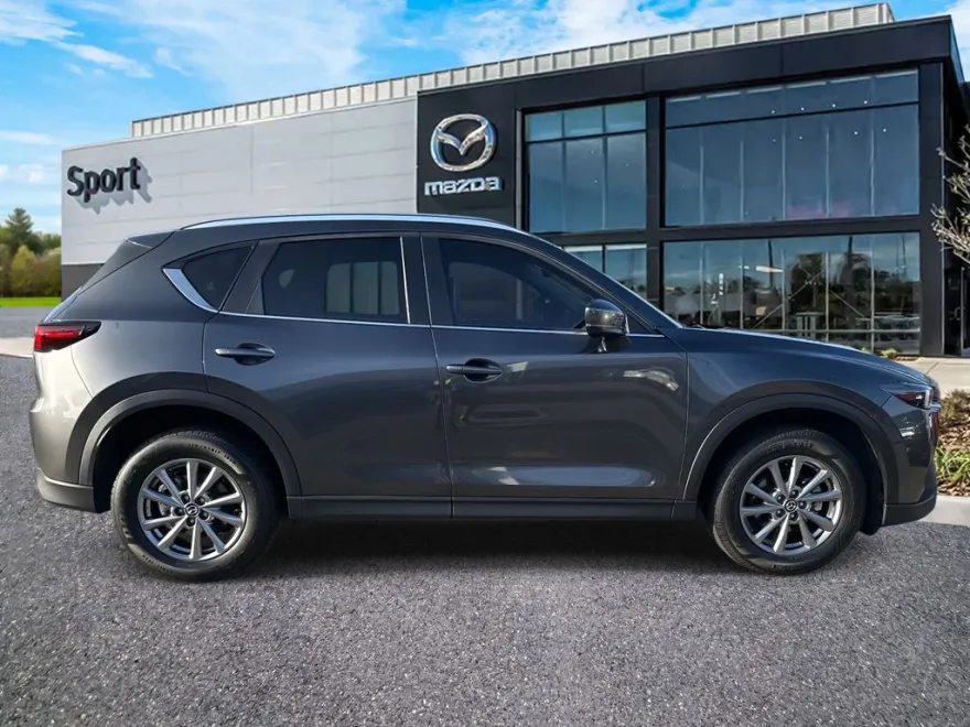 2022 Mazda CX-5 2.5 Select photo 1