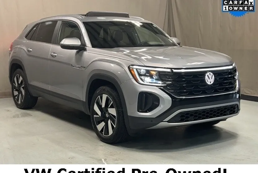 2024 Volkswagen Atlas Cross Sport SE Technology photo 1