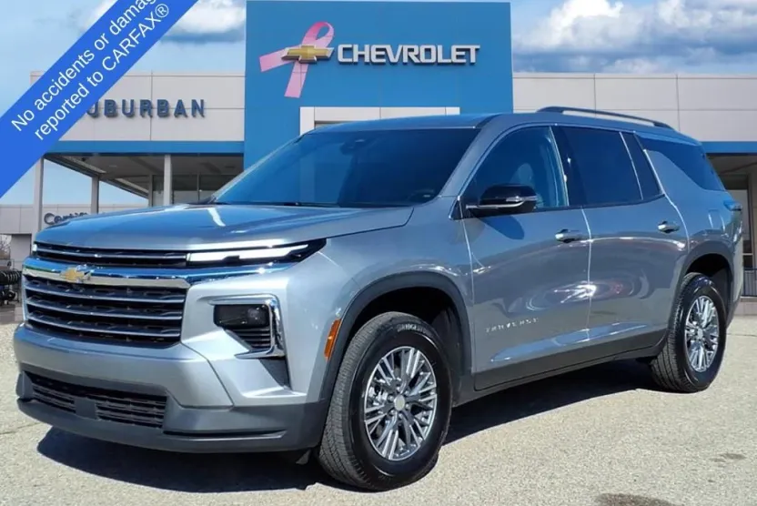 2025 Chevrolet Traverse photo 1