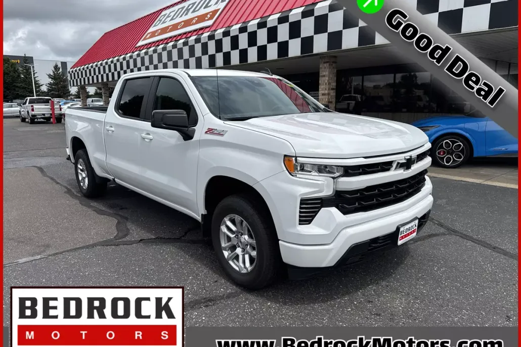 2023 Chevrolet Silverado 1500 RST photo 1