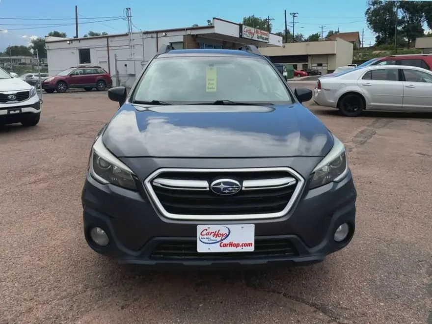 2018 Subaru Outback 2.5i photo 1