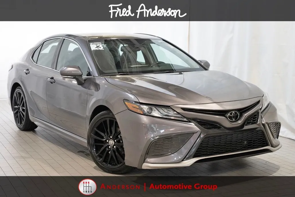 2023 Toyota Camry XSE photo 1