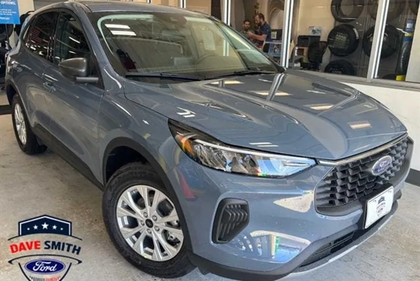 2025 Ford Escape Active photo 1