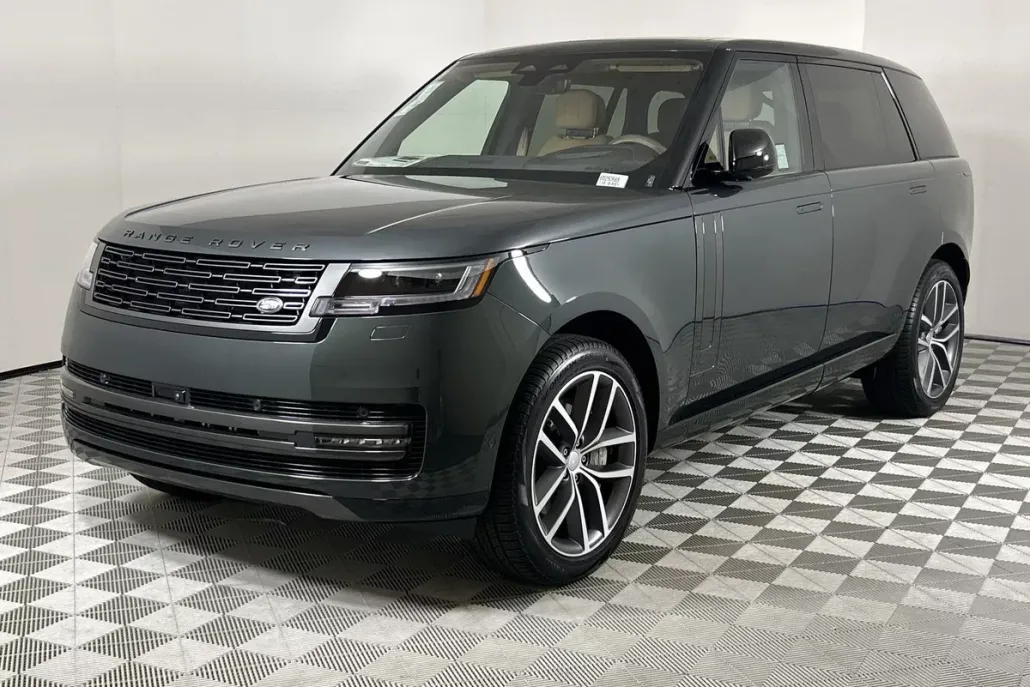 2025 Land Rover Range Rover SE photo 1