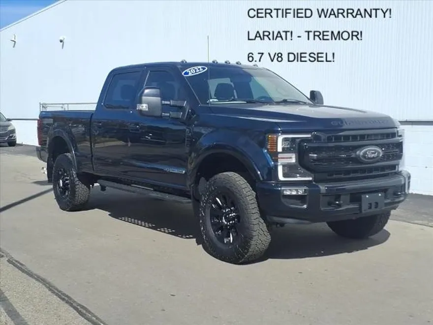 2022 Ford F-250 Lariat photo 1