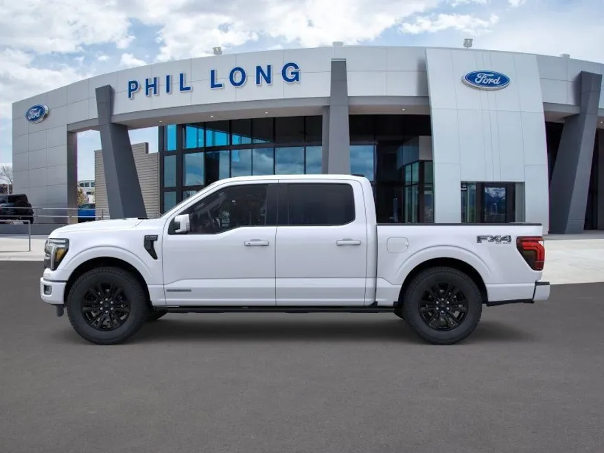 2025 Ford F-150 Platinum photo 1