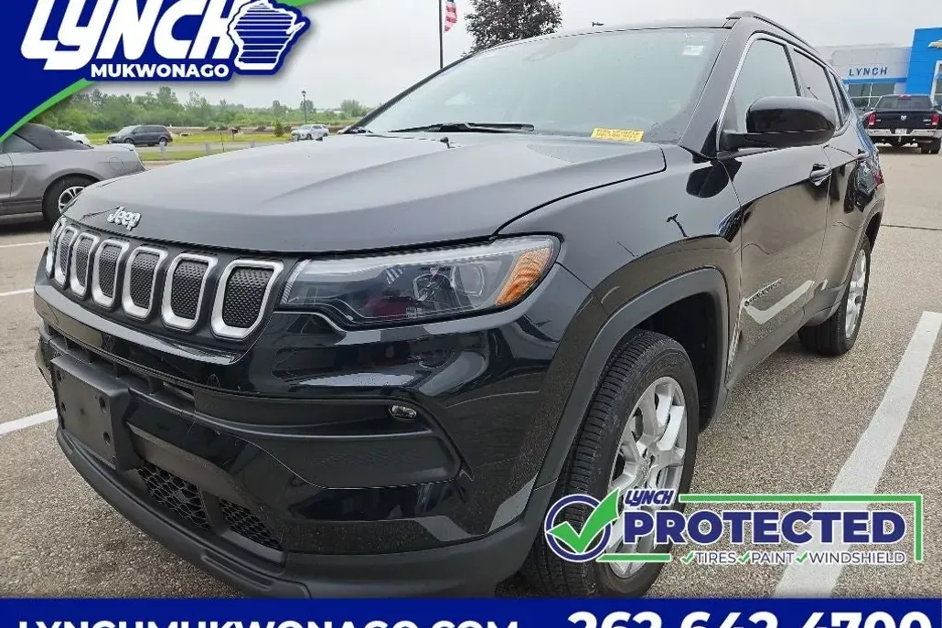 2022 Jeep Compass Latitude Lux photo 1