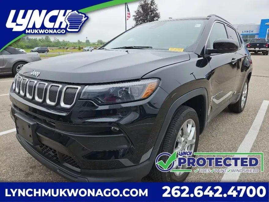 2022 Jeep Compass Latitude Lux photo 1