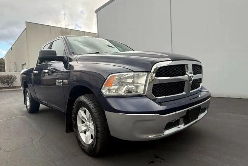 2016 Ram 1500 SLT photo 1