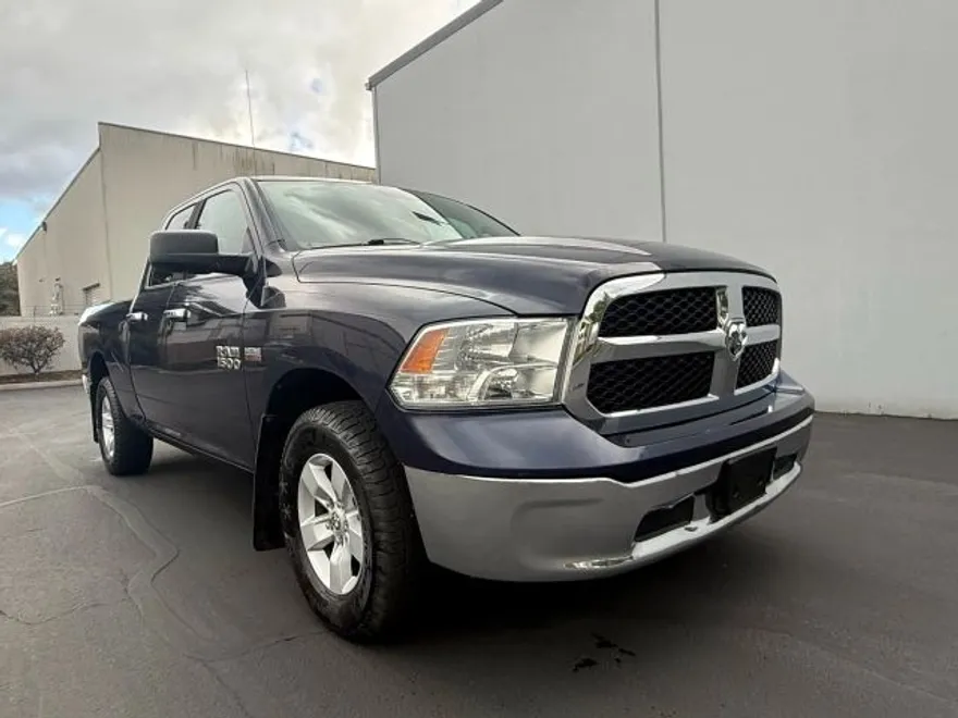 2016 Ram 1500 SLT photo 1