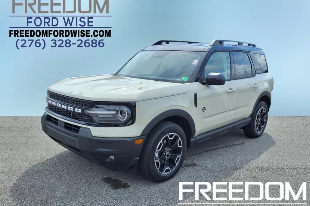 2025 Ford Bronco Sport Outer Banks photo 1