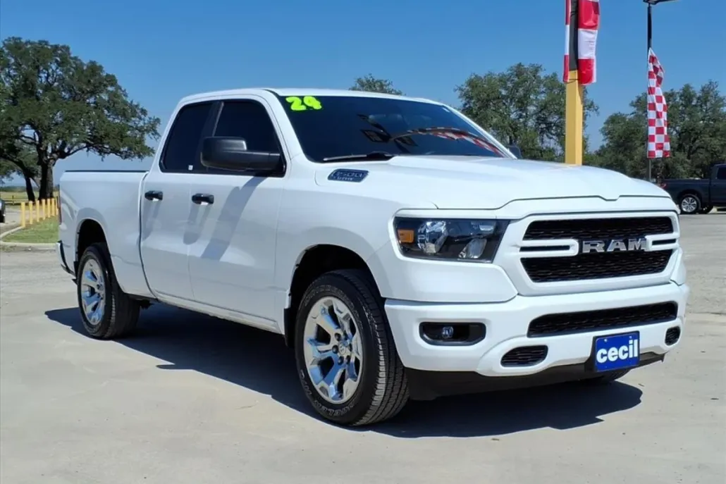 2024 Ram 1500 Tradesman photo 1