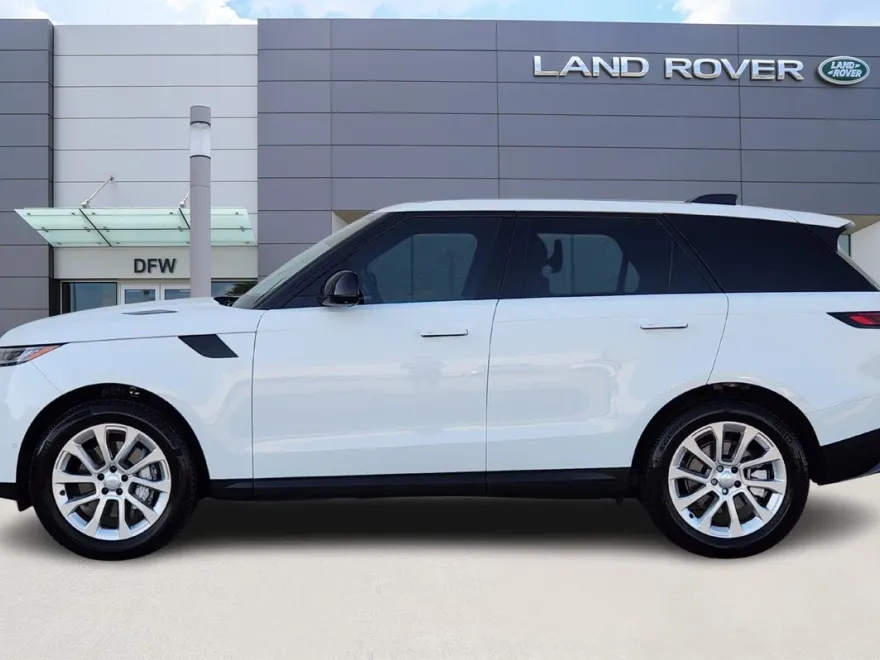 2025 Land Rover Range Rover Sport P360 S photo 1