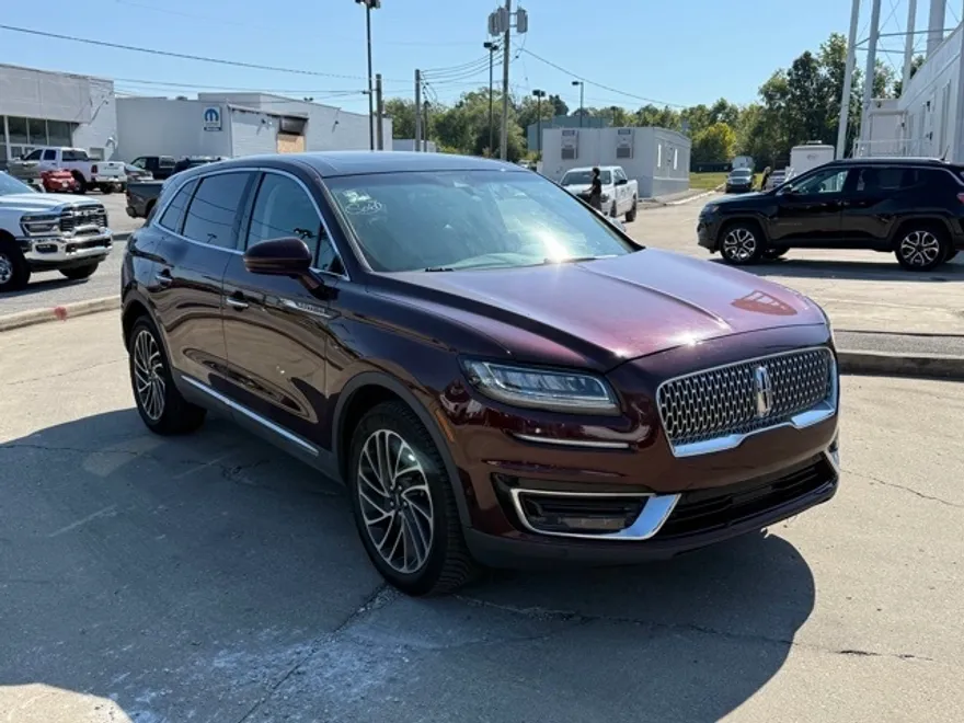 2019 Lincoln Nautilus Reserve photo 1