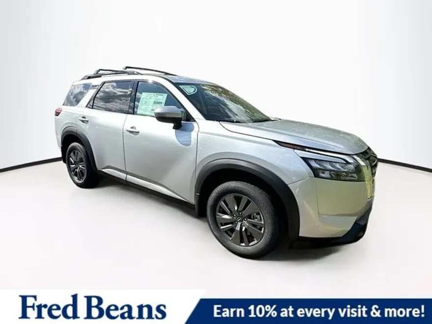 2025 Nissan Pathfinder SV photo 1