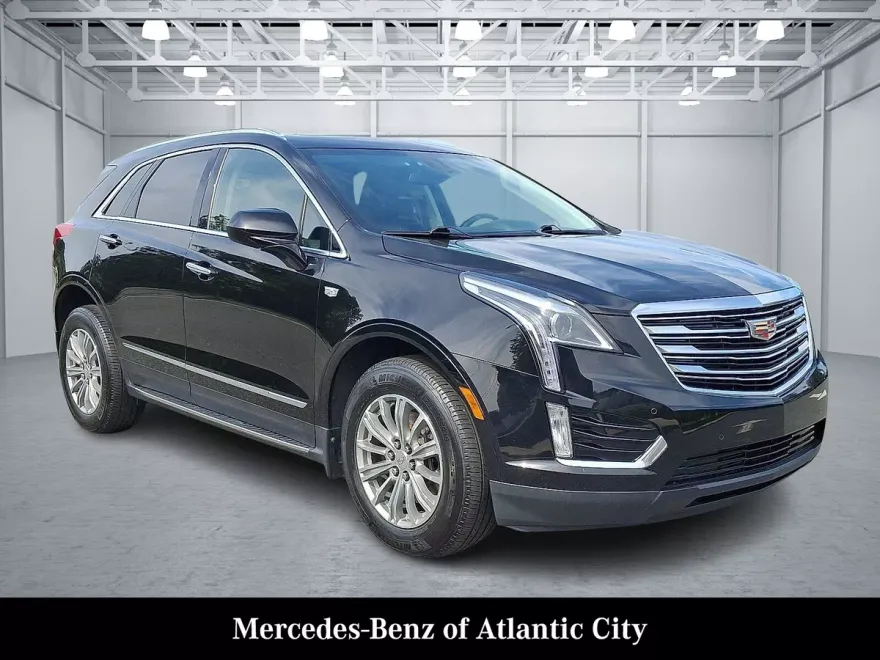 2019 Cadillac XT5 Luxury photo 1