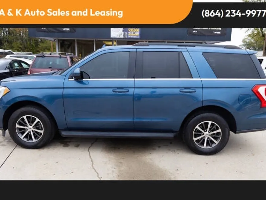 2020 Ford Expedition XLT photo 1